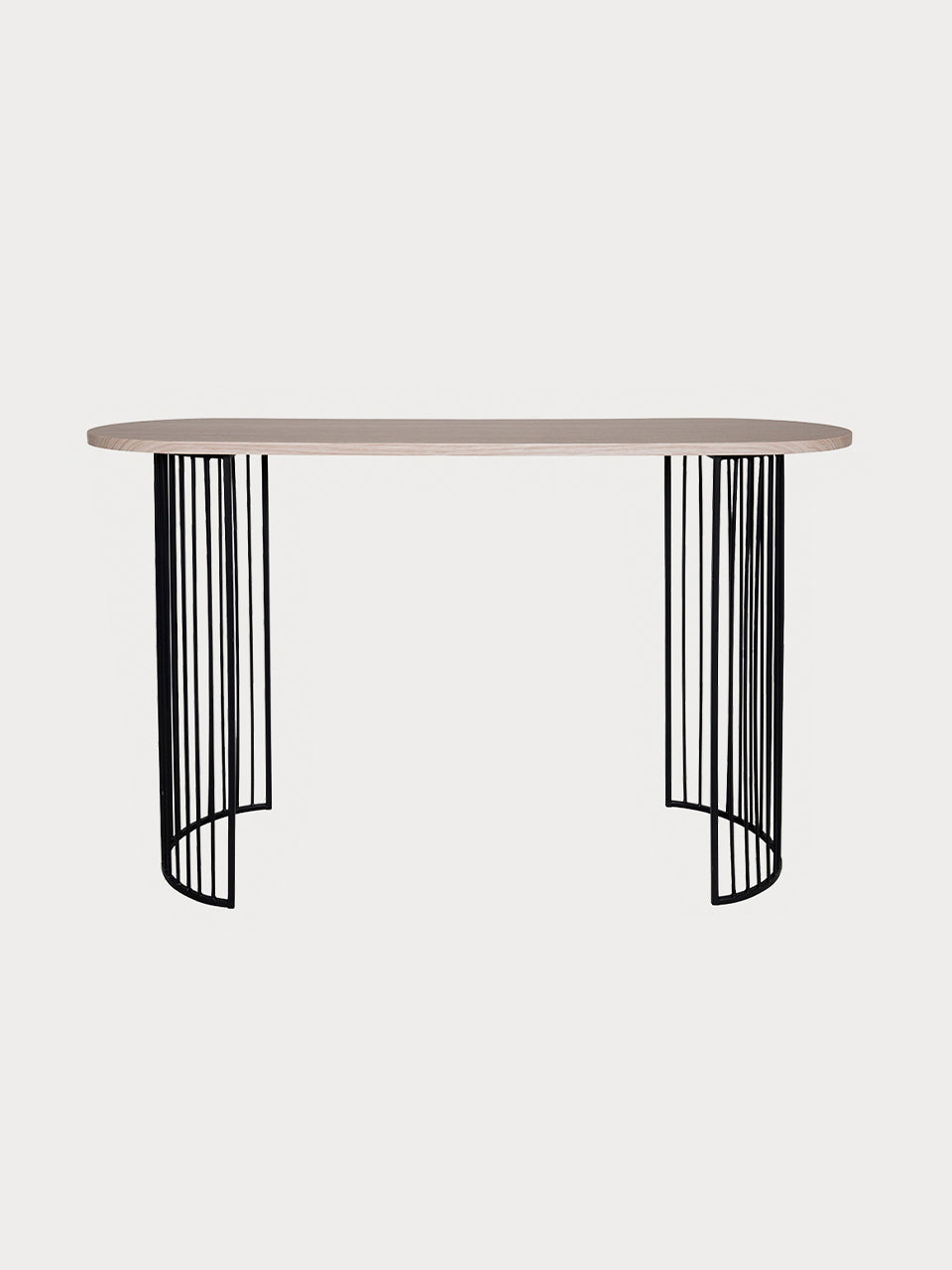 Mesa ovalada de madera de roble y patas en metal