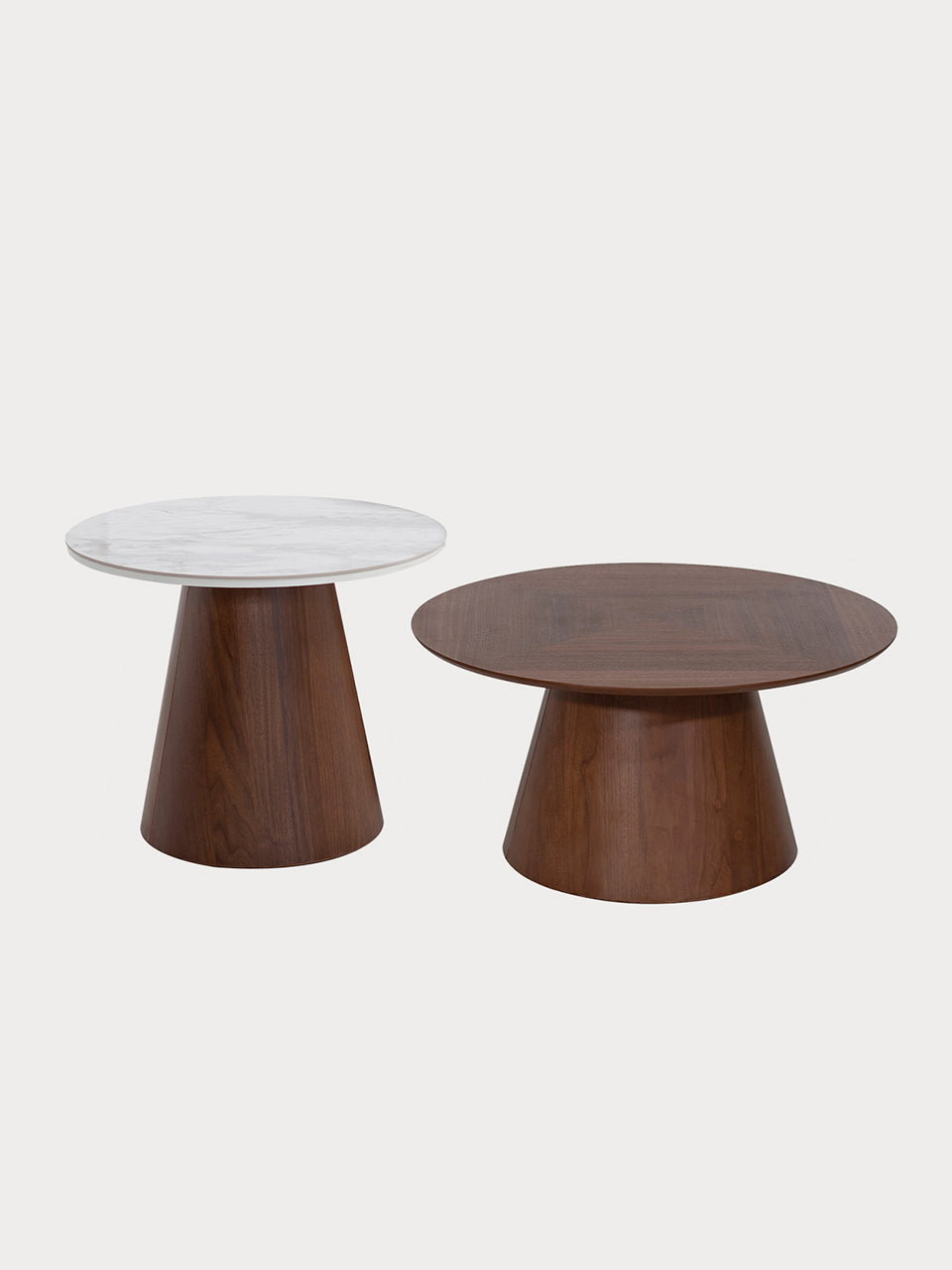 Set de dos mesas combinando tablero de cerámica blanca y tablero de madera