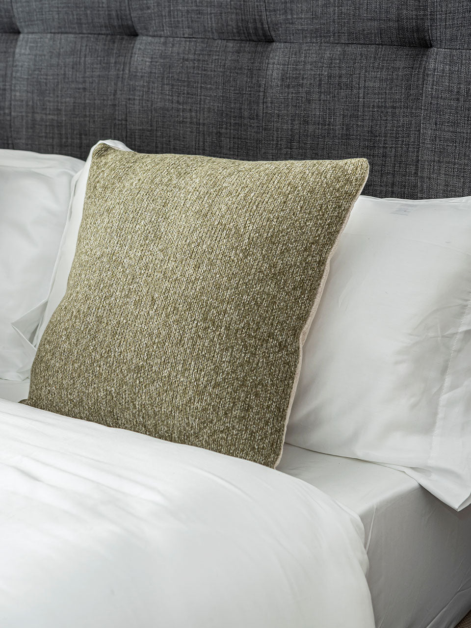 Cojín rectangular multifunción 45 x 45 cm con relleno incluido