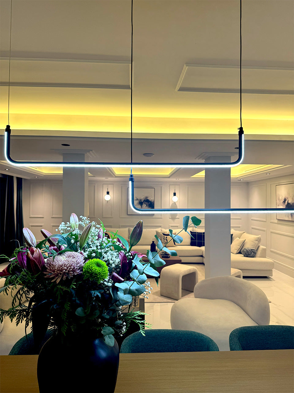 Lámpara de techo de metal cables negros