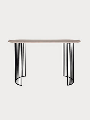 Mesa ovalada de madera de roble y patas en metal