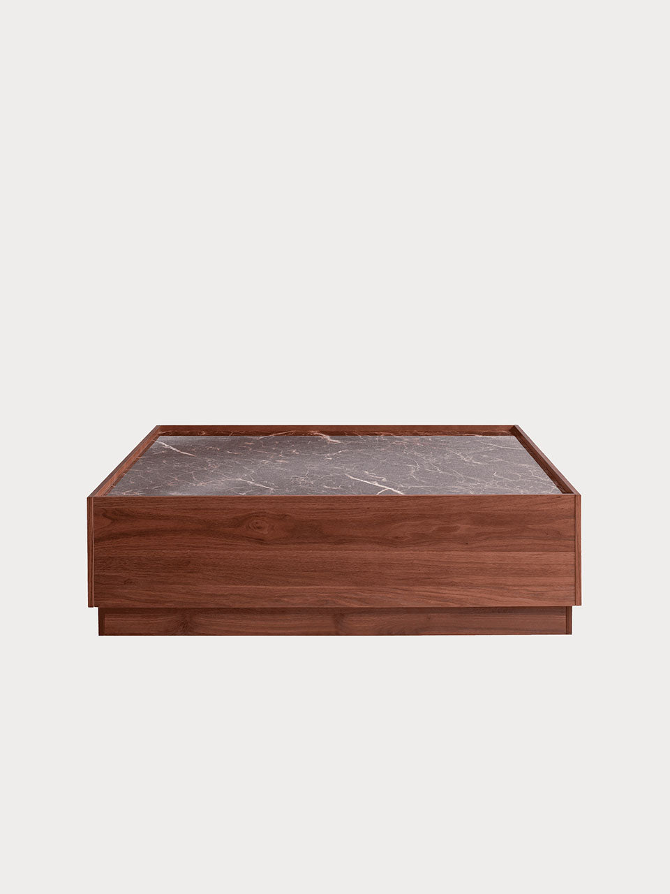 Mesa de centro de madera con tablero de cerámica