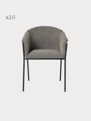 Silla en tejido gris con estructura metal en negro 