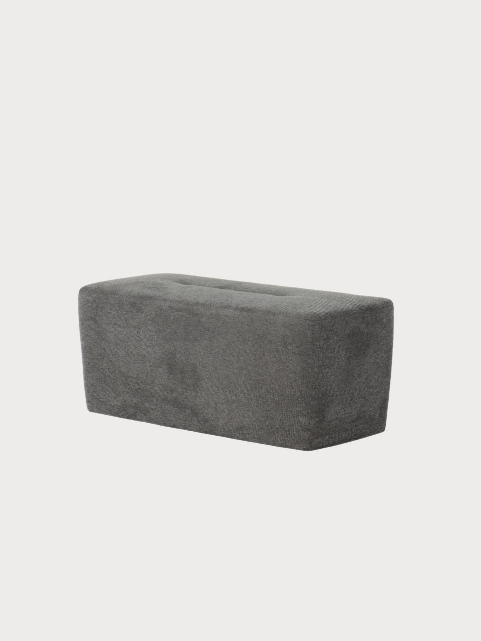 Banco rectangular con tejidos de terciopelo y tela.