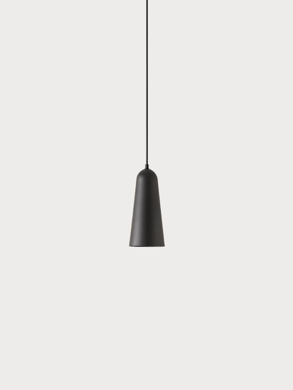 Lámpara de techo de madera en color negro