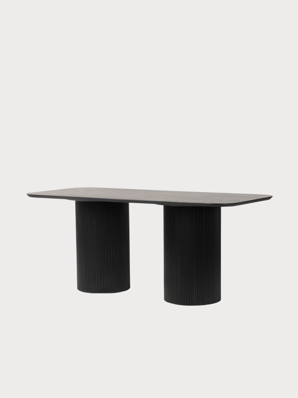 Mesa de comedor rectangular acanalada de madera