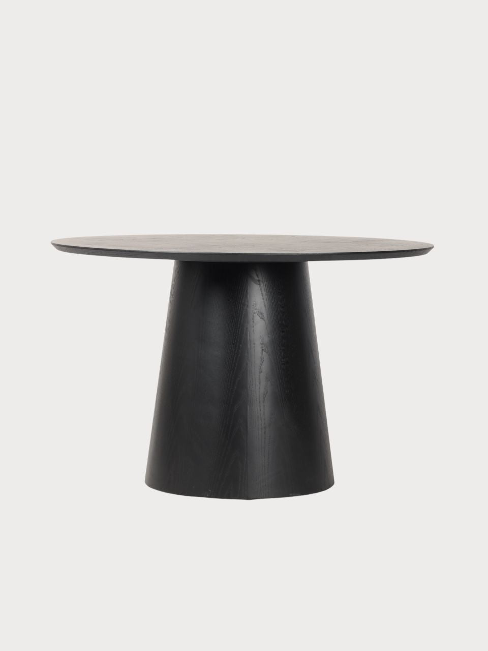 Mesa de comedor redonda de madera negra
