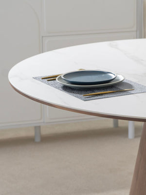 Mesa de comedor redonda de madera