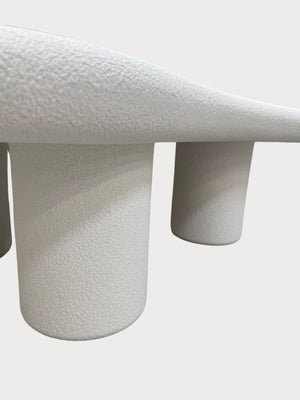 Mesa de centro irregular blanca