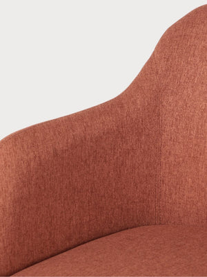 Sillón de diseño con tejido de tela terracota
